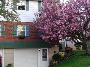 8119 Halstead St, Philadelphia, PA 19111