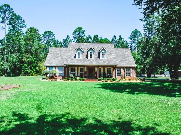 177 Barrington Dr, Jesup, GA 31545
