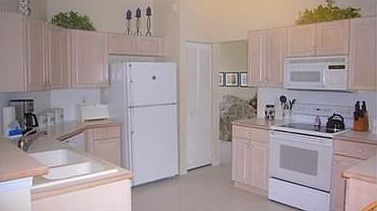 5th image of 703 Heritage Way