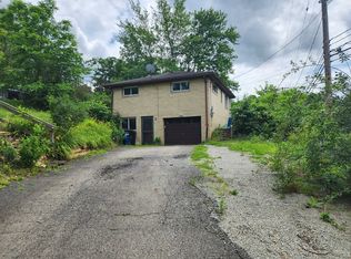 2576 Pitcairn Rd, Monroeville, PA 15146