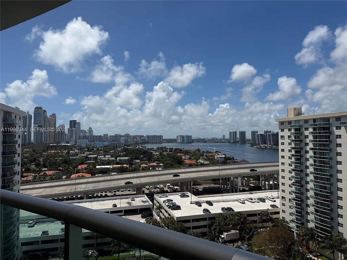 Building Photo - 19380 Collins Ave #1523