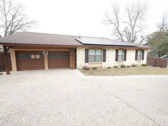 2nd image of 383 Gayle Ave