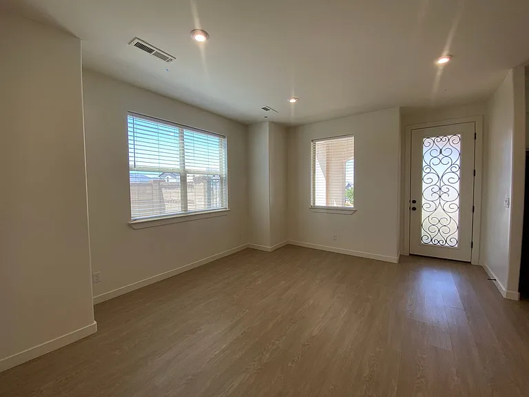 767 W Scarlet Hill Dr — Photo 6