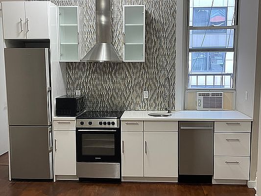 1st image of 64 E 34th St APT 5D
