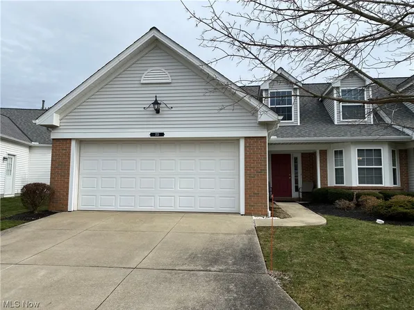 213 Marilyn Ln, Eastlake, OH 44095