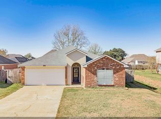 36001 Portsmouth Dr, Denham Springs, LA 70706