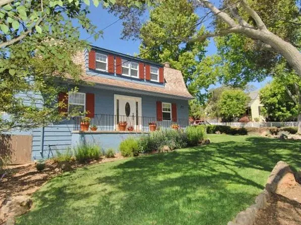 2001 Sharon Ave, Belmont, CA 94002