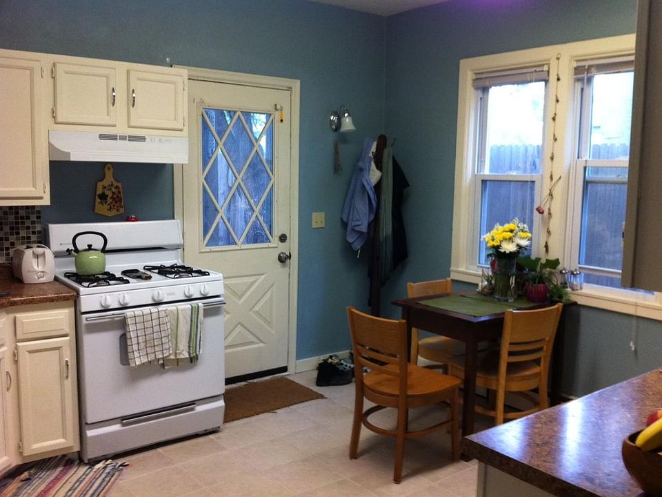 1st image of 2823 Polk St NE #A