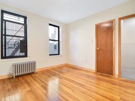 48-11 43rd Ave, Sunnyside, NY