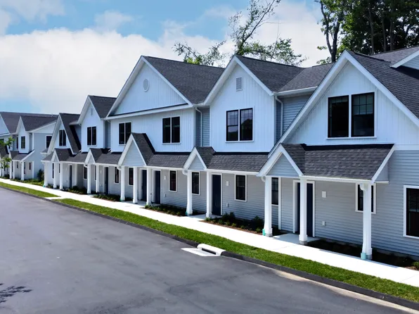 138 Boston Post Road #15, East Lyme, CT 06333