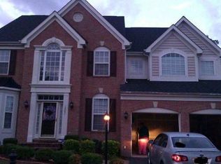 13051 Lashmere Ct, Woodbridge, VA 22192