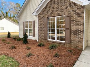 47 Spratlin Dr, Jefferson, GA 30549