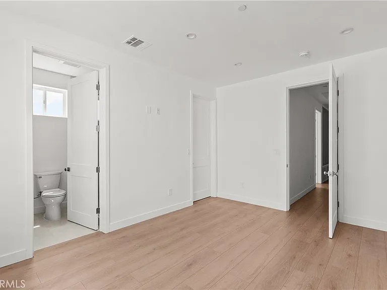 13944 Vanowen St — Photo 16