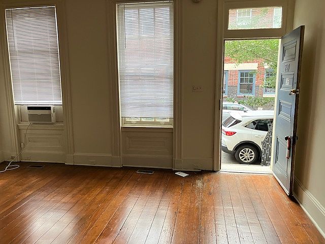 1st image of 220 Fitzwater St APT 1F