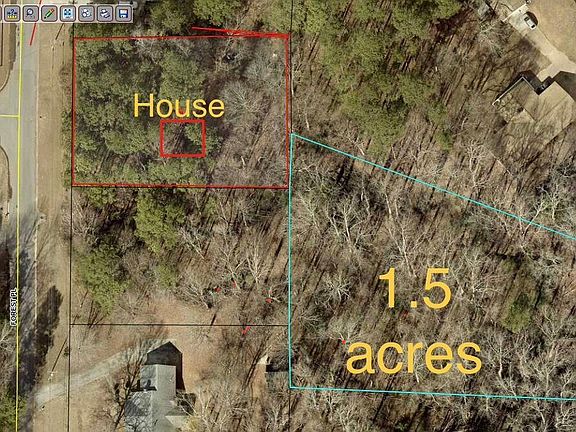 2nd image of 131 Forest Pl