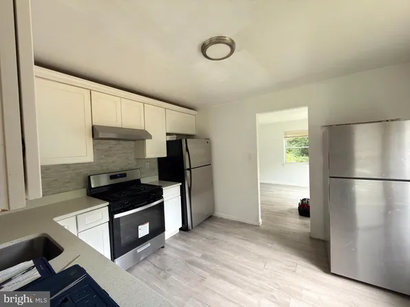 712 1st St, Rockville, MD 20851