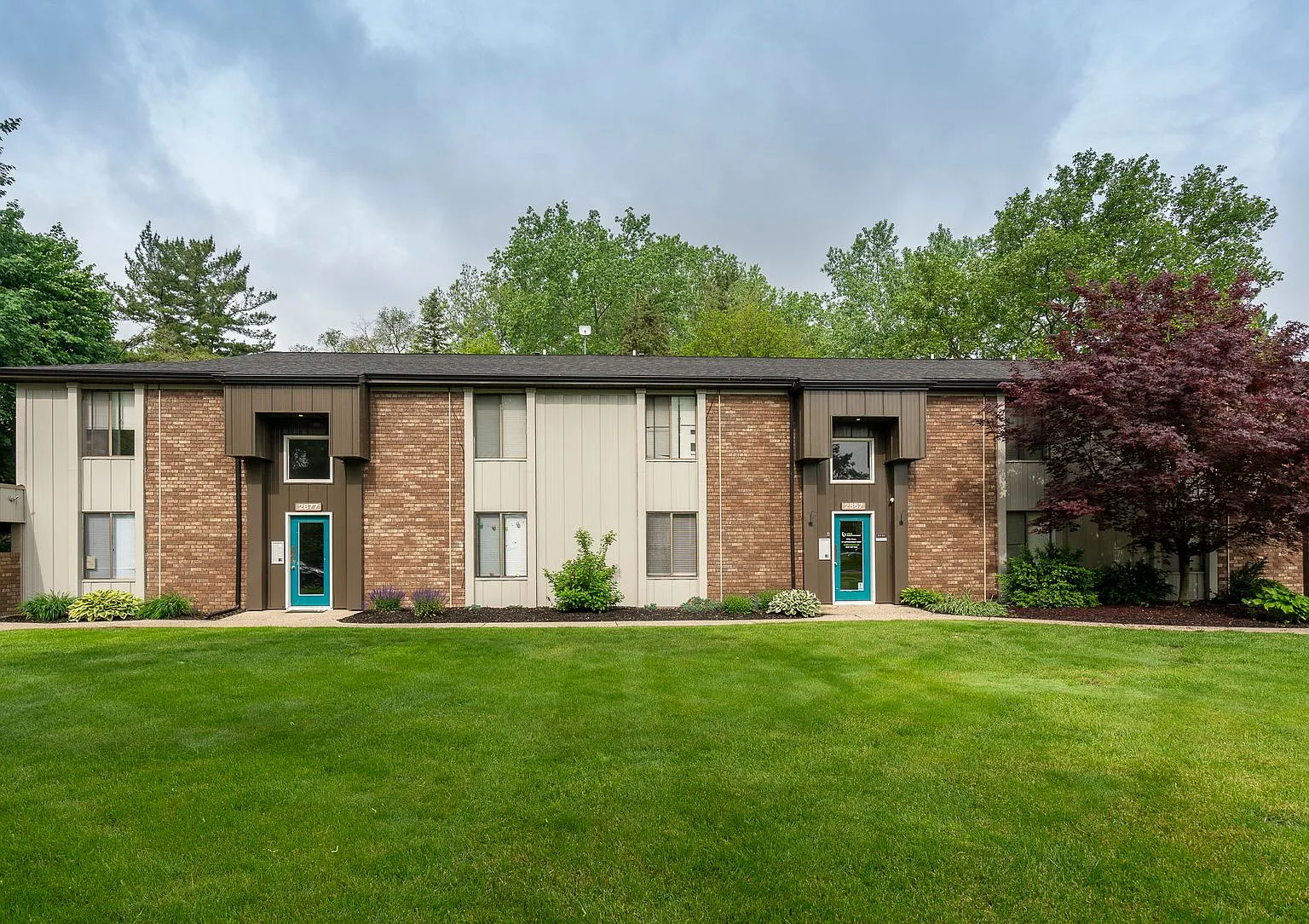 Oak Valley Apartments — Photo 1