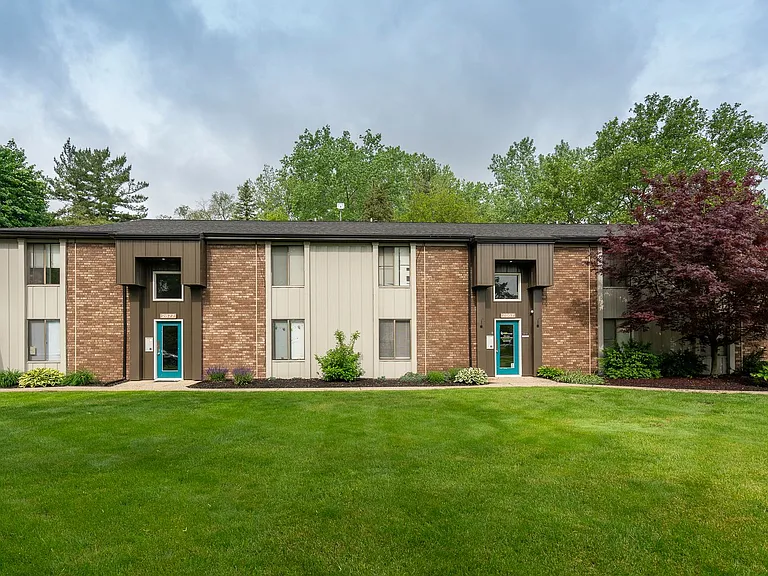Oak Valley Apartments — Photo 1