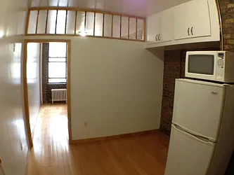 Rented by Nest Seekers International