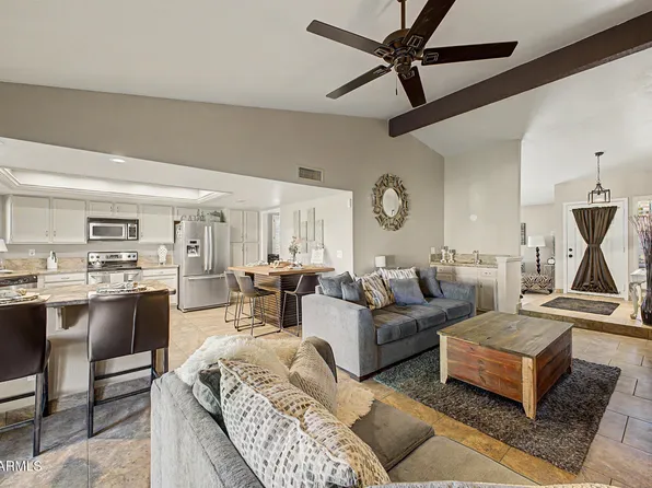 3329 E HARMONY Avenue, Mesa, AZ 85204