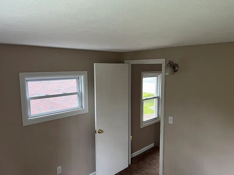 1190 Pittsburgh Rd — Photo 8