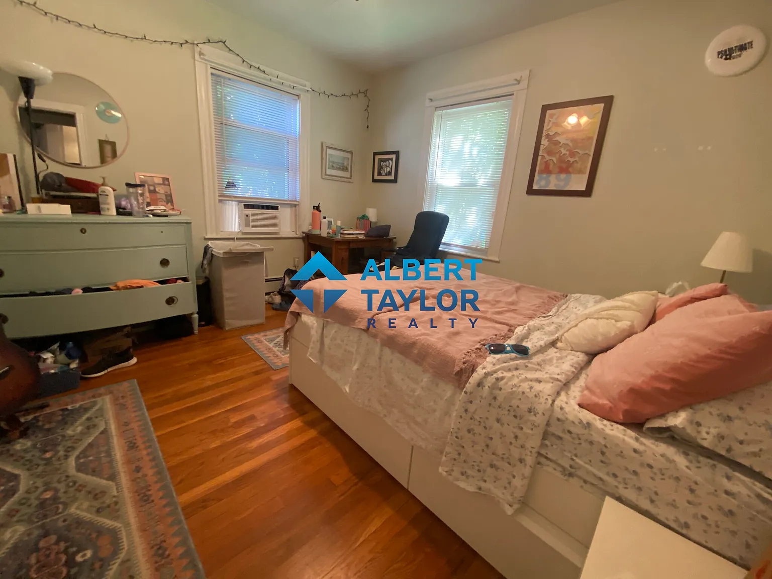 4 bed, 1400 sqft, $4,250 — Photo 4