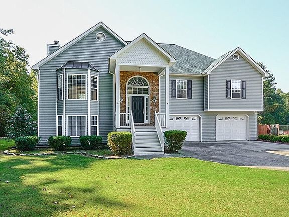 2nd image of 5473 Twin Oak Dr