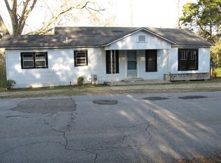 324 W Paulding Rd, Ellisville, MS 39437