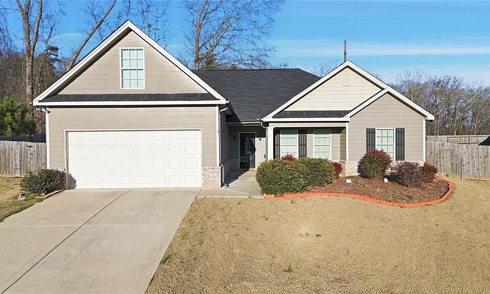 1st image of 165 Peak Ct