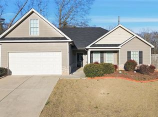 165 Peak Ct, Winder, GA 30680