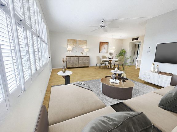 3rd image of 4701 Martinique Drive #H1