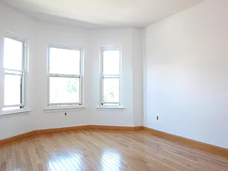 Rented by Addison Property Group