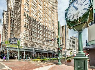 1120 Texas St APT 4B, Houston, TX 77002