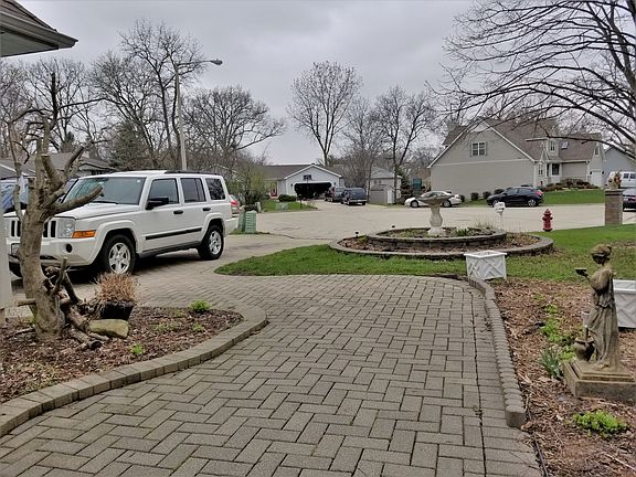 3rd image of 508 Windham Trl