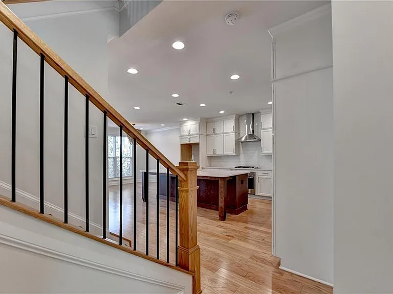 341 Bailey Walk — Photo 8
