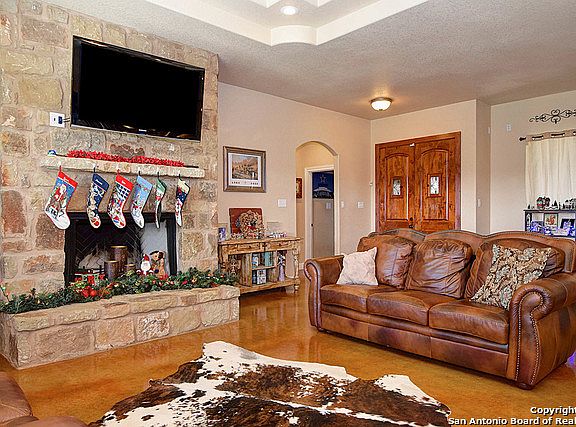 5th image of 106 Sunnyland Dr