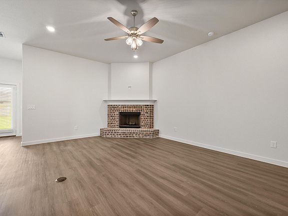 4th image of 3023 137th St