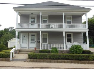 18 Pearl St, Westerly, RI 02891