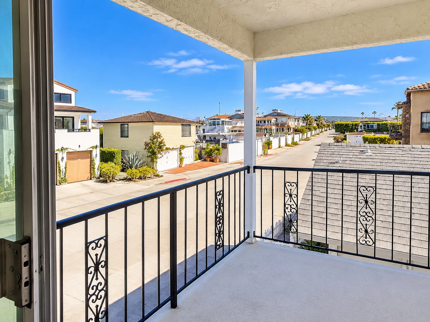 3 bed, 1350 sqft, $8,500 — Photo 4
