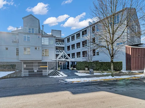 2020 E Kent Ave S #208, Vancouver, BC V5P 4X2