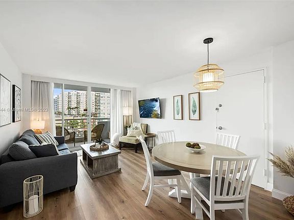2nd image of 2670 E Sunrise Blvd #717