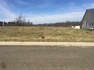 1304 Linnview Xing, Heath, OH