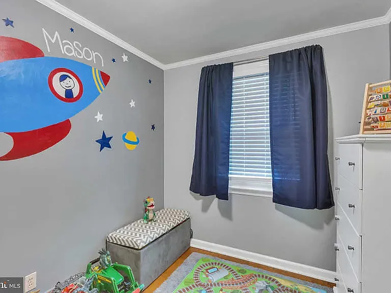 232 W Underwood Ave — Photo 12