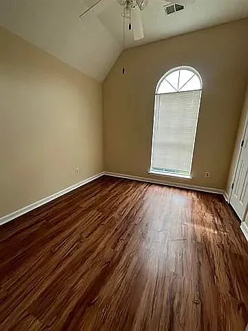 3 bed, 2.0 bath, $1,955 — Photo 3