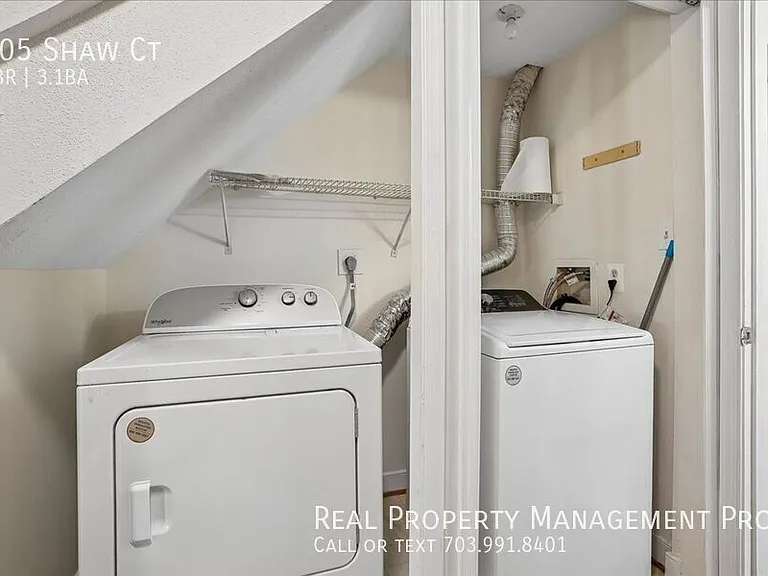 905 Shaw Ct — Photo 16