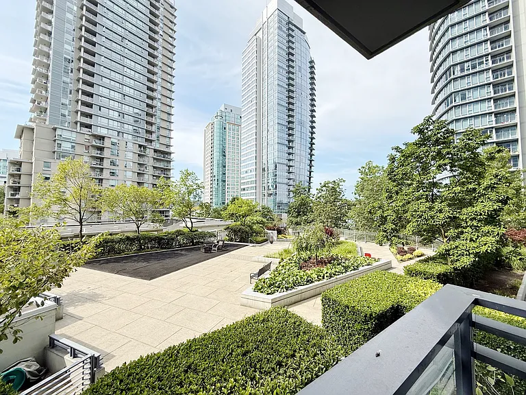 1205 Hastings St W #4XX — Photo 11
