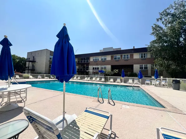 1111 River Road image 6 of 12