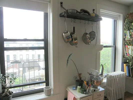 Rented by Vespa Properties Group | media 6