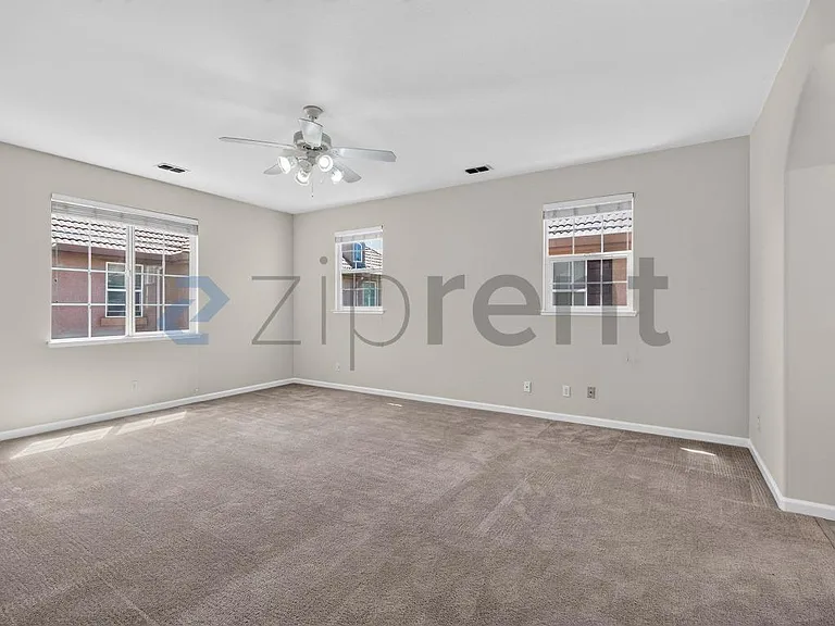 166 Barcelona Dr — Photo 29