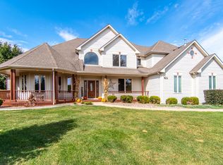 5557 Fields Dr, Yorkville, IL